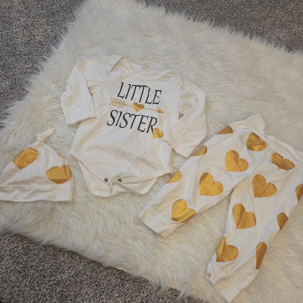 Little Sister Gold Heart Baby Set 6-12 Months